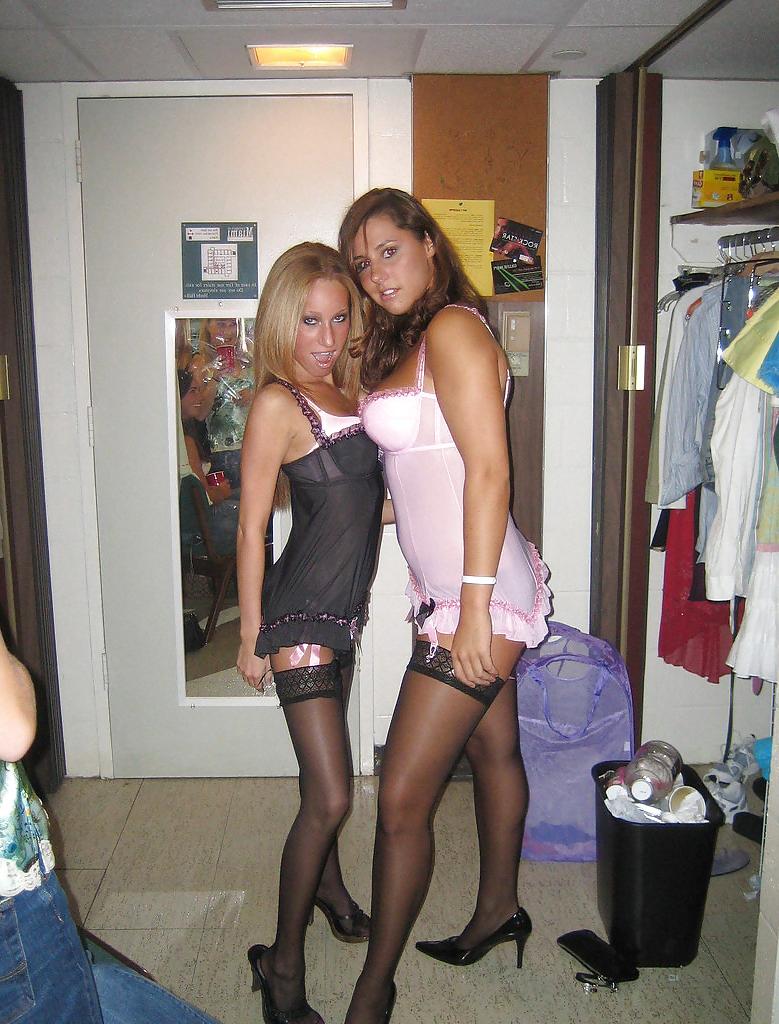 25P Nylons, pantyhose, tights & stockings