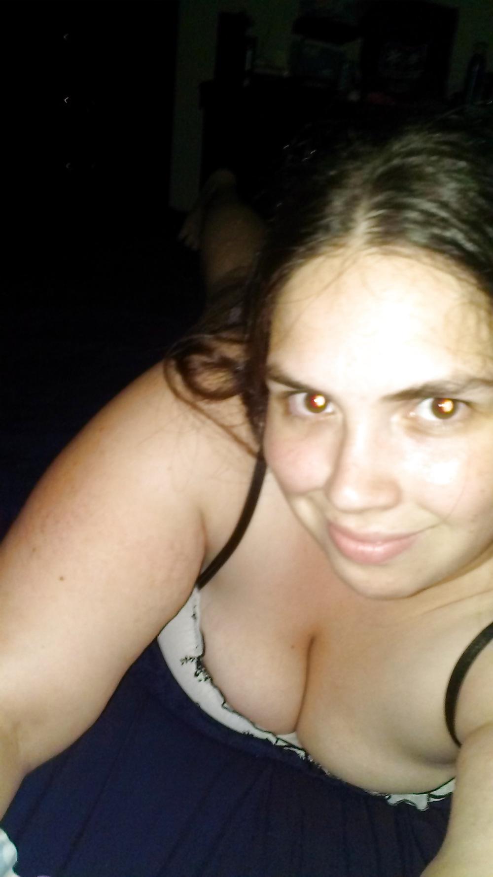 11P Sexy wife in her naughty nighties