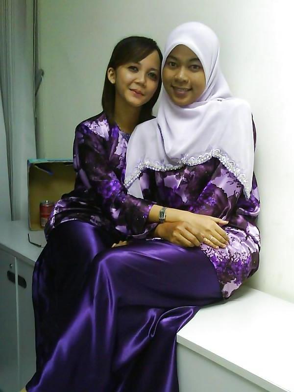 10P Women satin