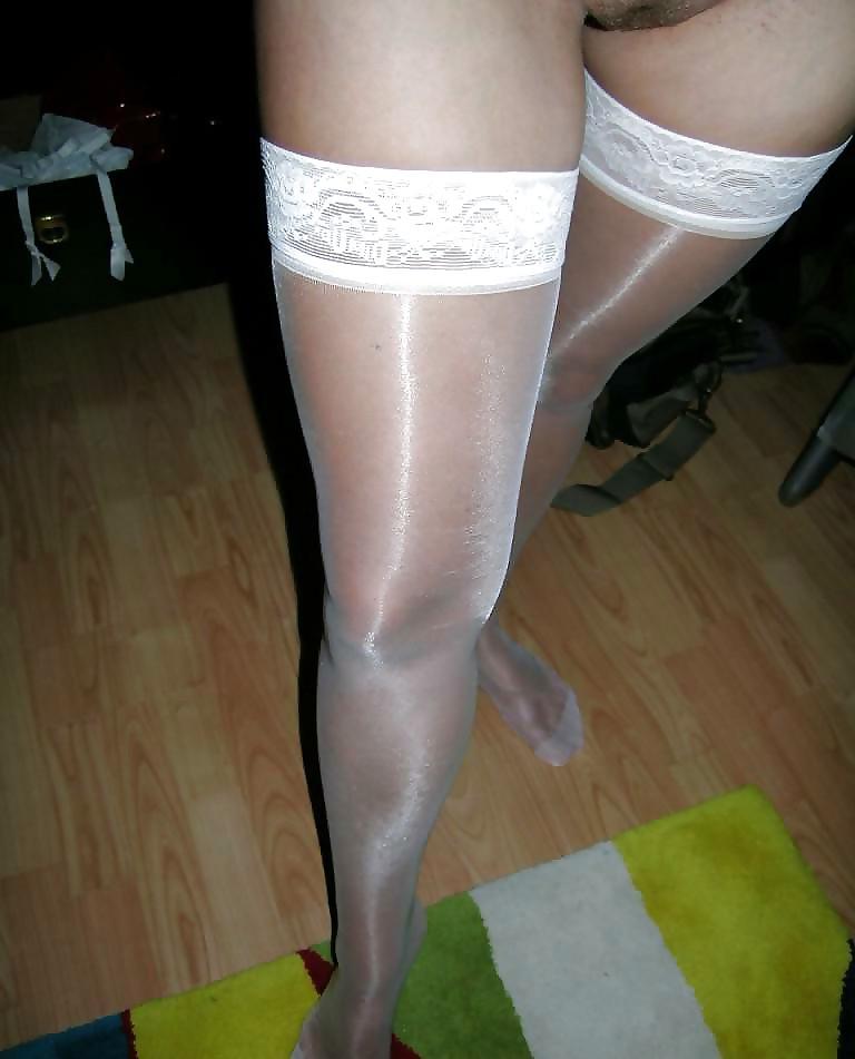 19P White Nylons, stockings & pantyhose