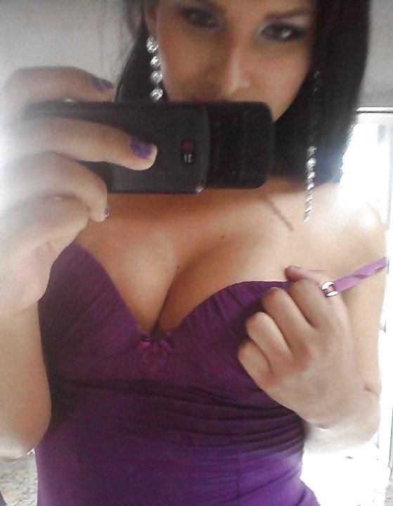 21P Shemale latina