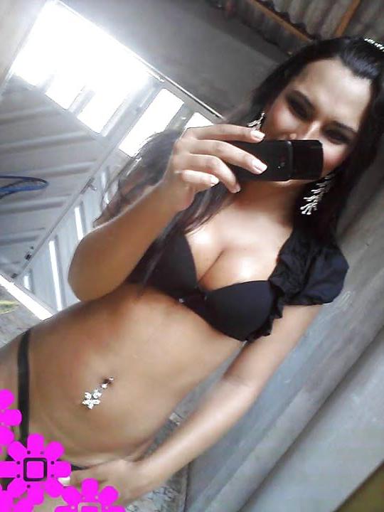21P Shemale latina