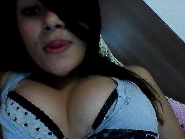 20P New teen girls get naked