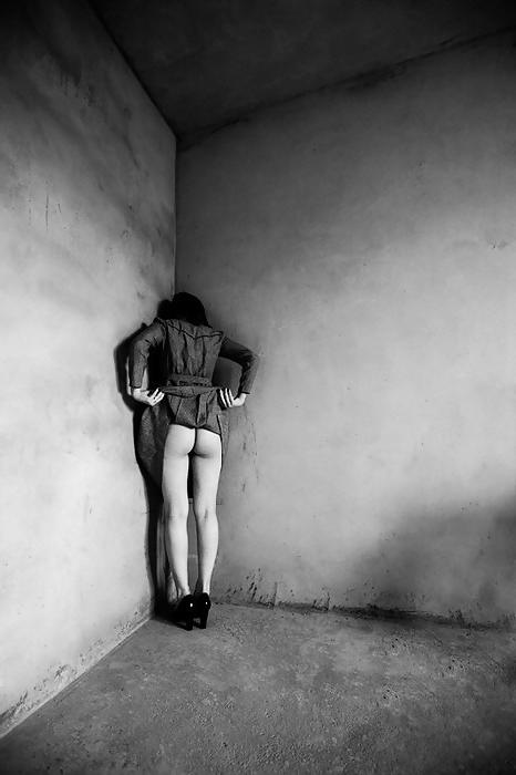 17P Found: bdsm in b+w1