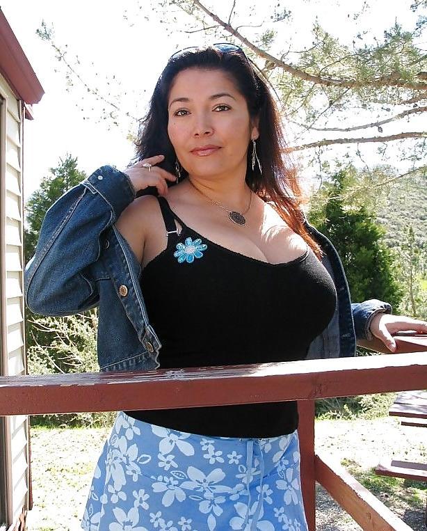 25P Big tit latin mama 8