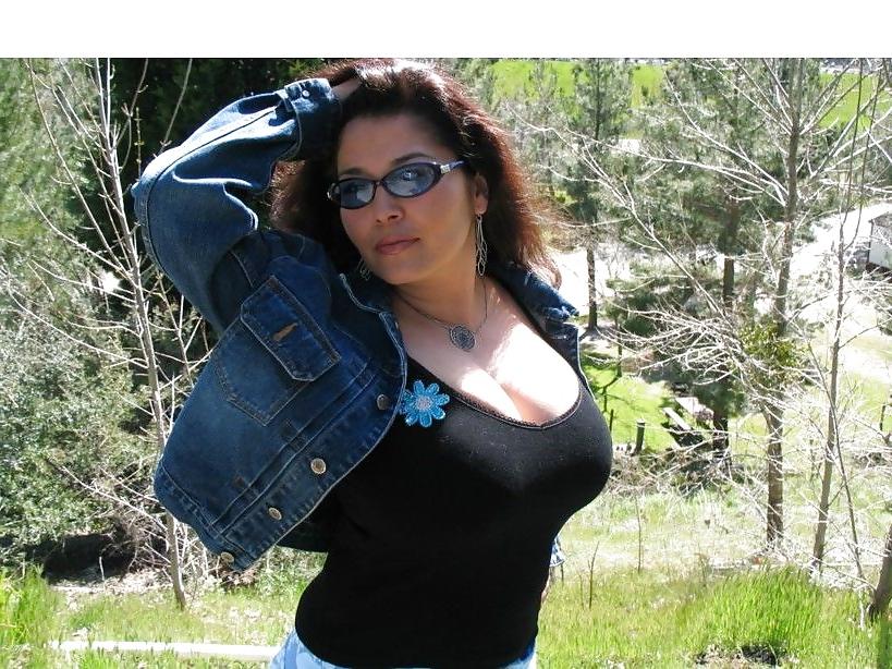 25P Big tit latin mama 8