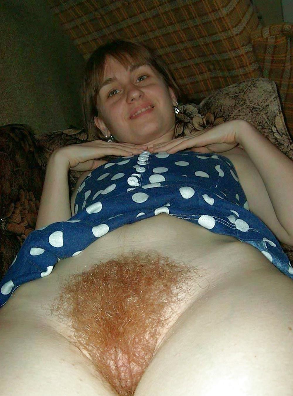 19P Upskirt Hairy 2