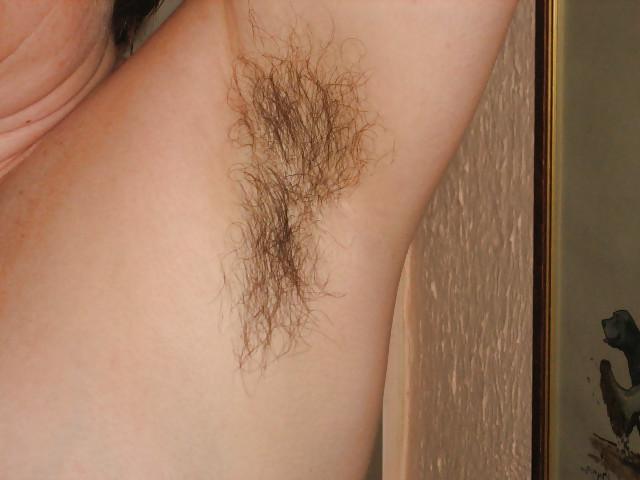 24P Hairy wife