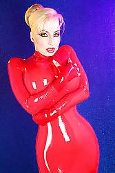 25P VANESSA MONTAGNE SUPER SEXY EN LATEX