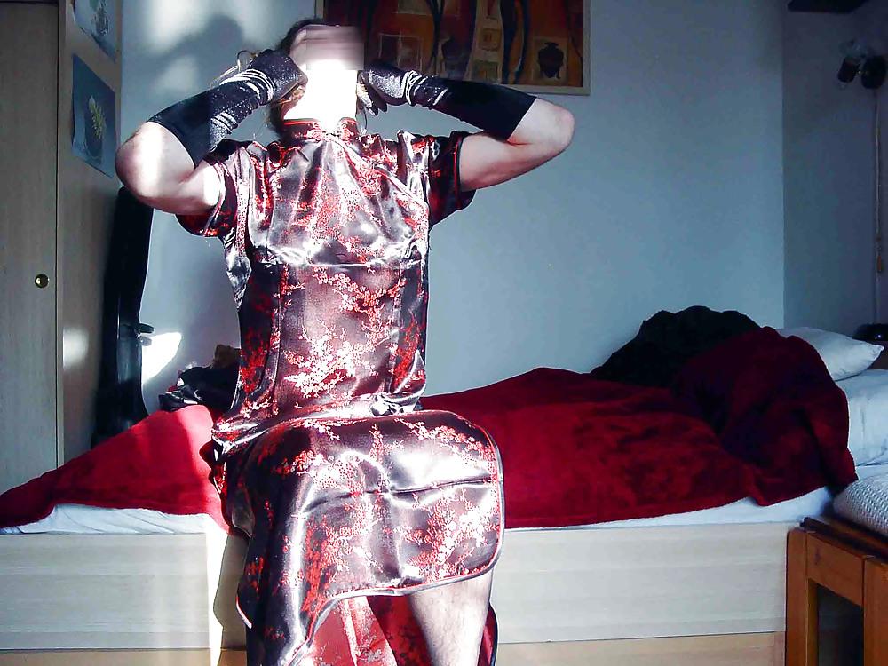 25P Some pics from me in satin