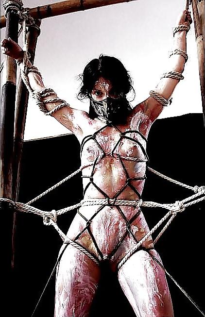 18P BDSM Sluts
