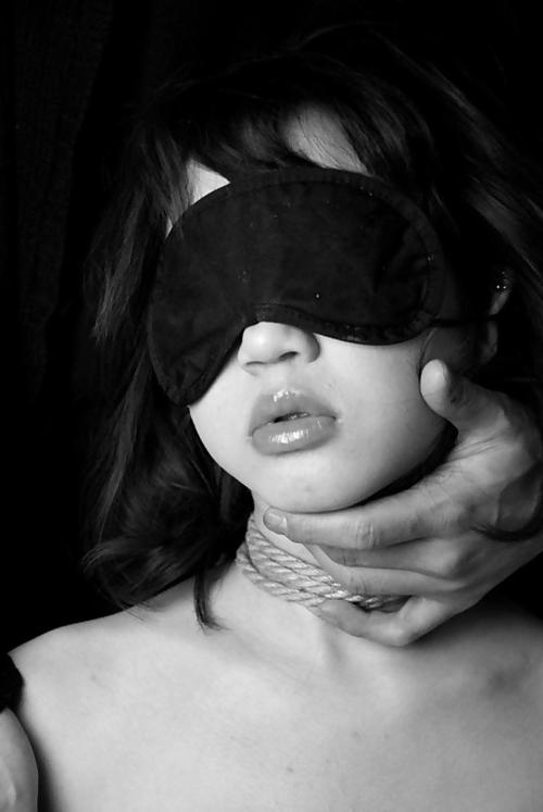 18P Blindfolded Sensuality 2