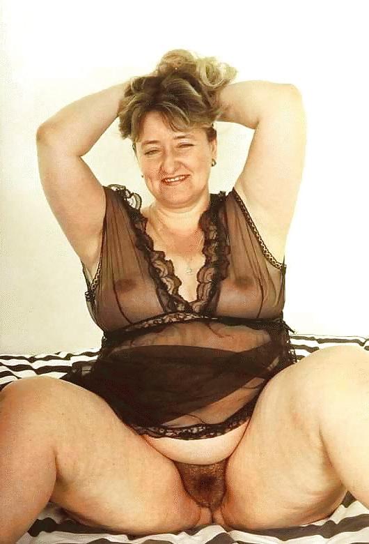 25P Busty Hairy Grannies 4