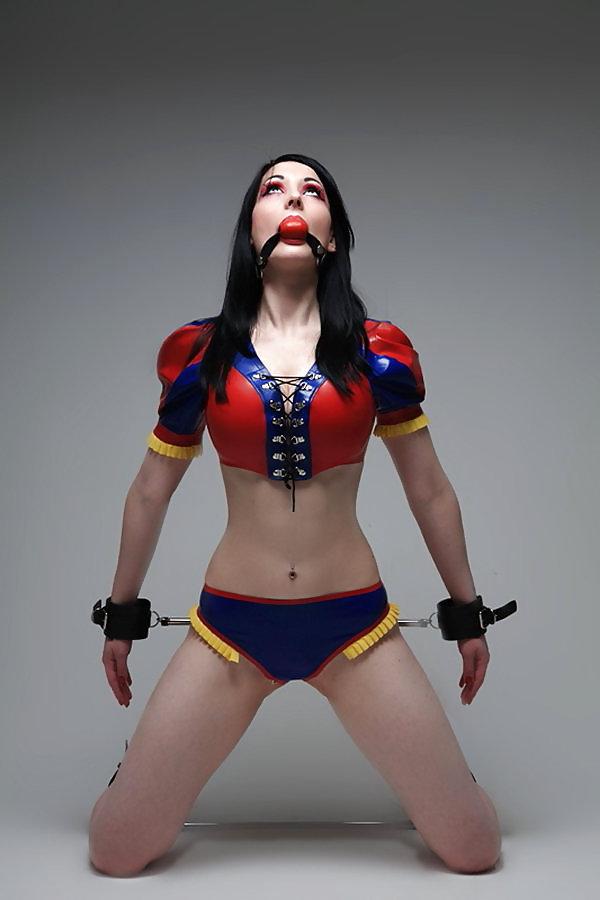 21P Teens in BDSM
