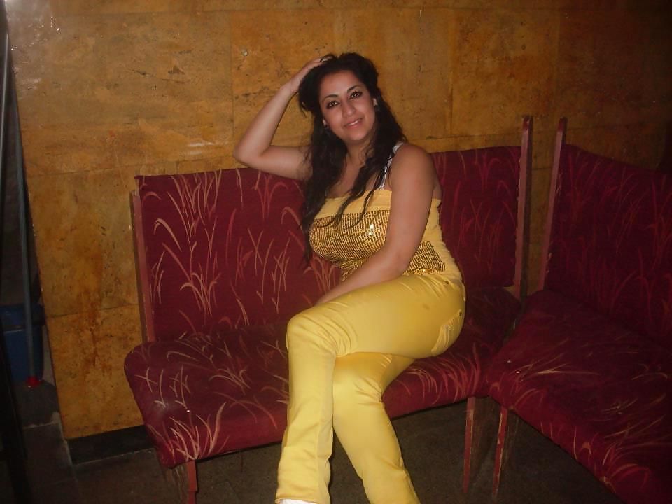 15P Busty Bulgarian Woman 19