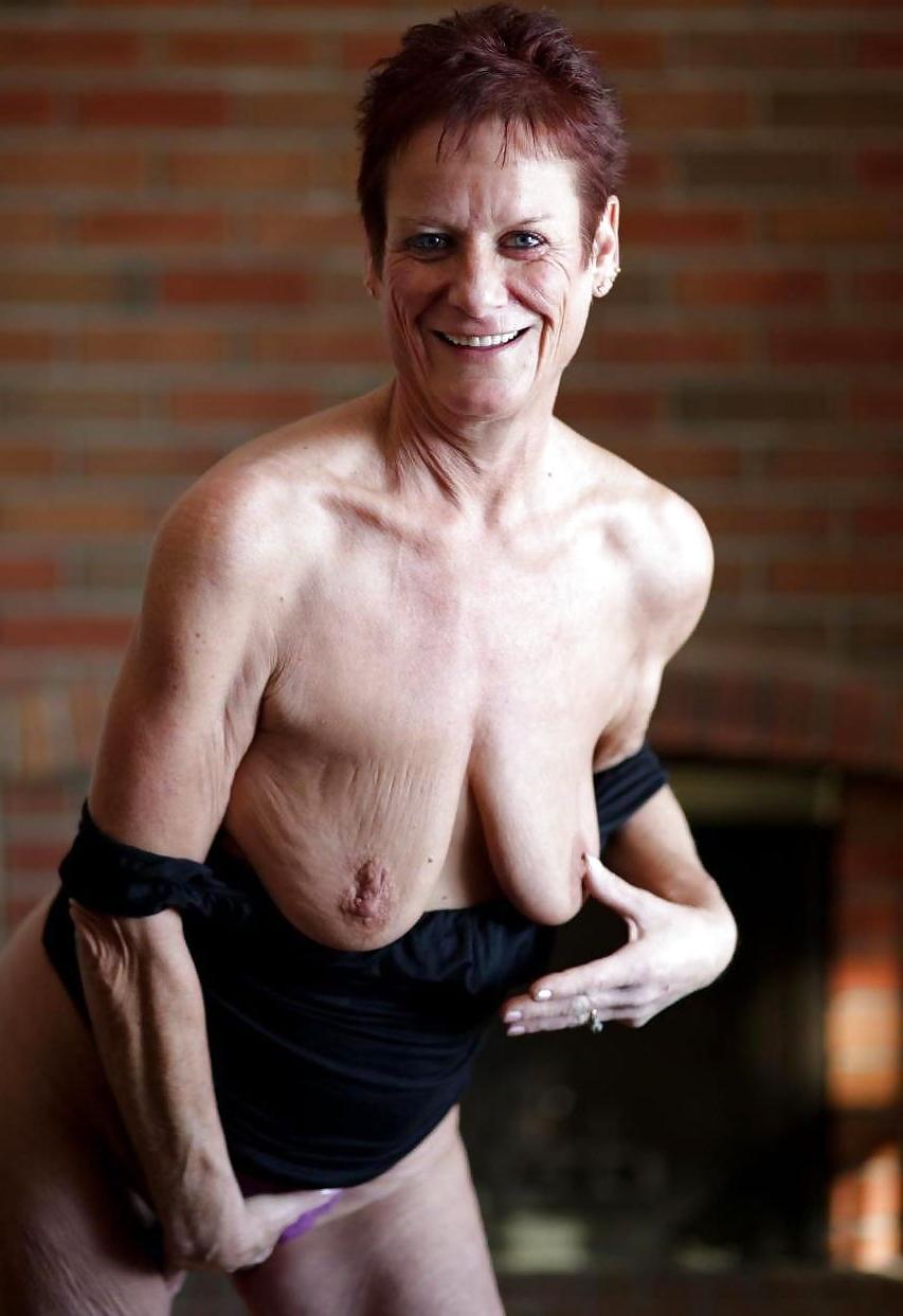 25P Saggy Breasts on Mature