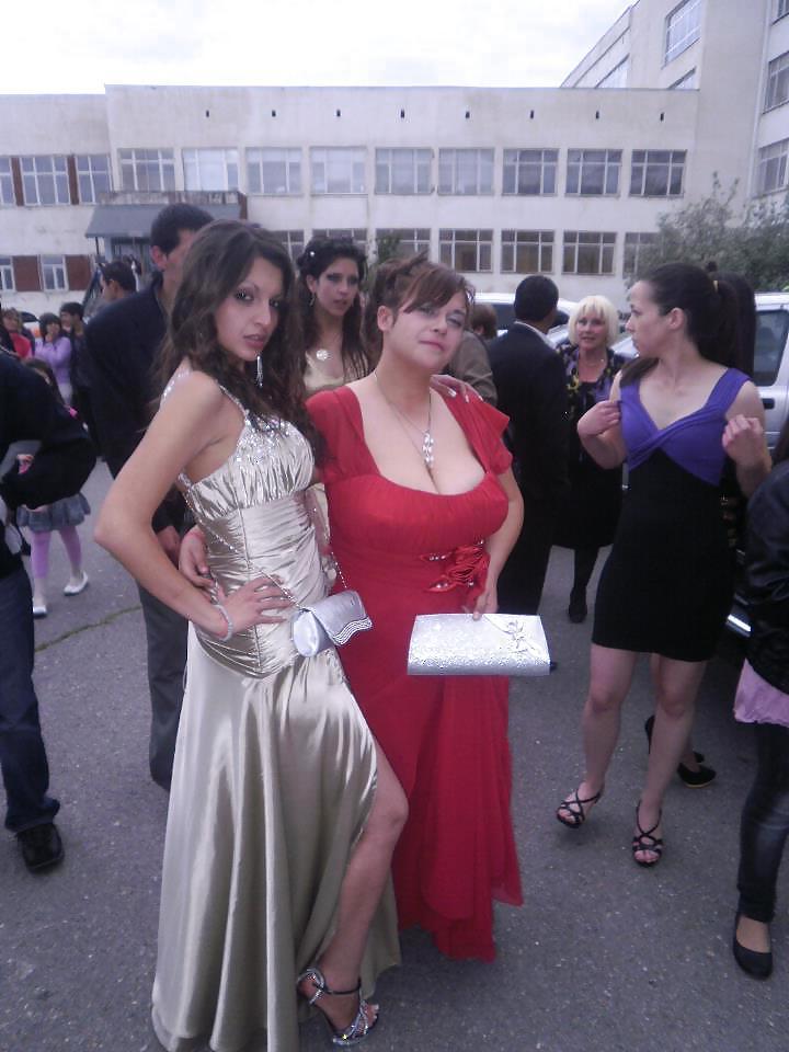 13P Busty Bulgarian Woman 6