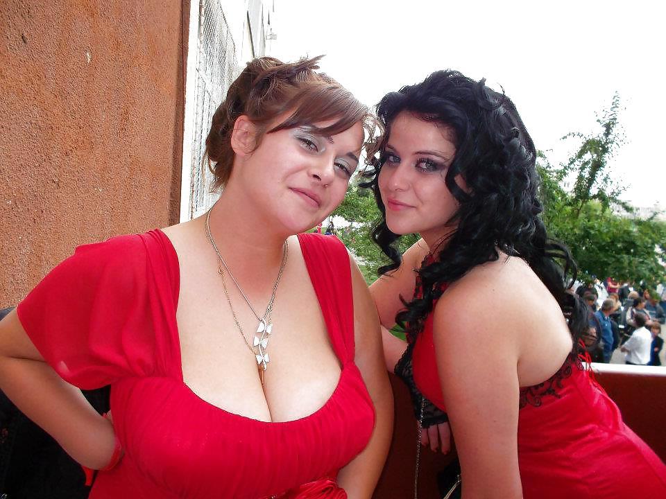 13P Busty Bulgarian Woman 6