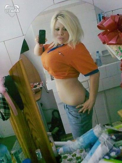 18P Busty Bulgarian Woman 14