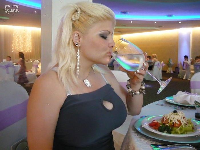 18P Busty Bulgarian Woman 14