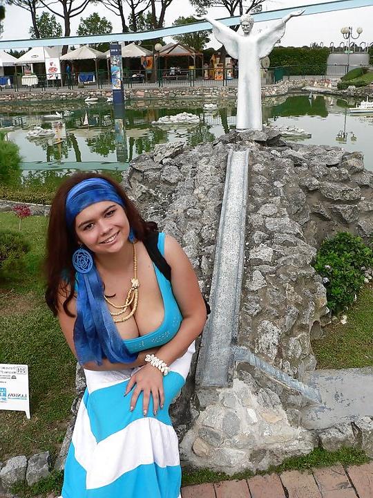 24P Busty Bulgarian Woman 10