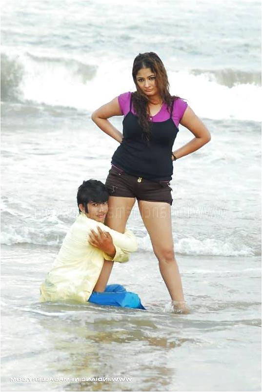 25P Indian Actress Femdom Pics 3