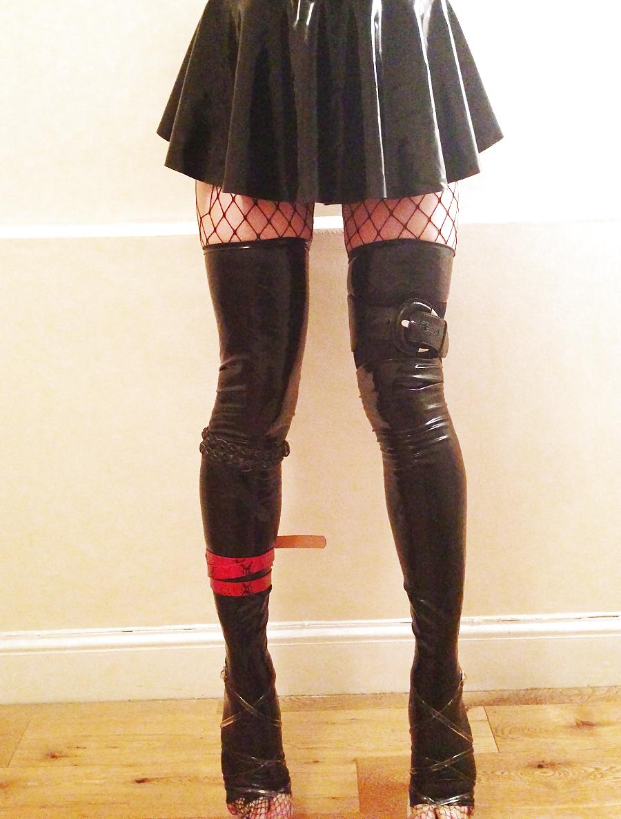 8P Locked in latex part 12