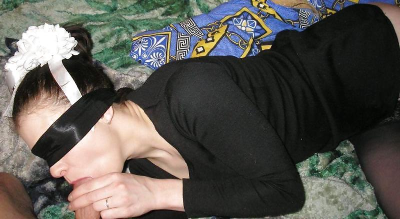 10P Blindfolded and obedient little cumslut