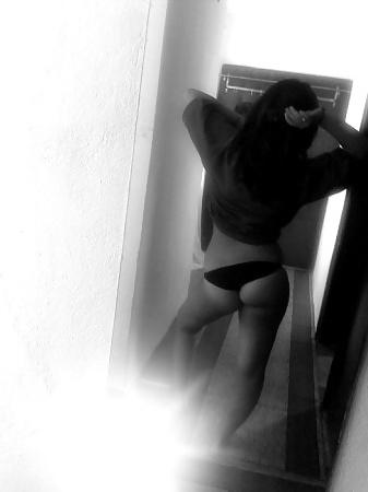 25P Bulgarian amateur girls ass