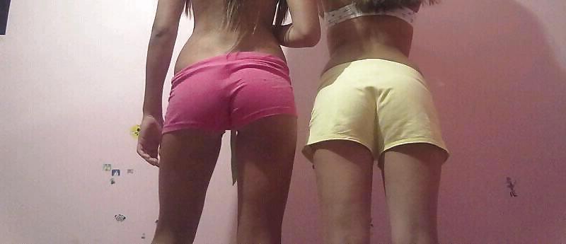 25P Bulgarian amateur girls ass