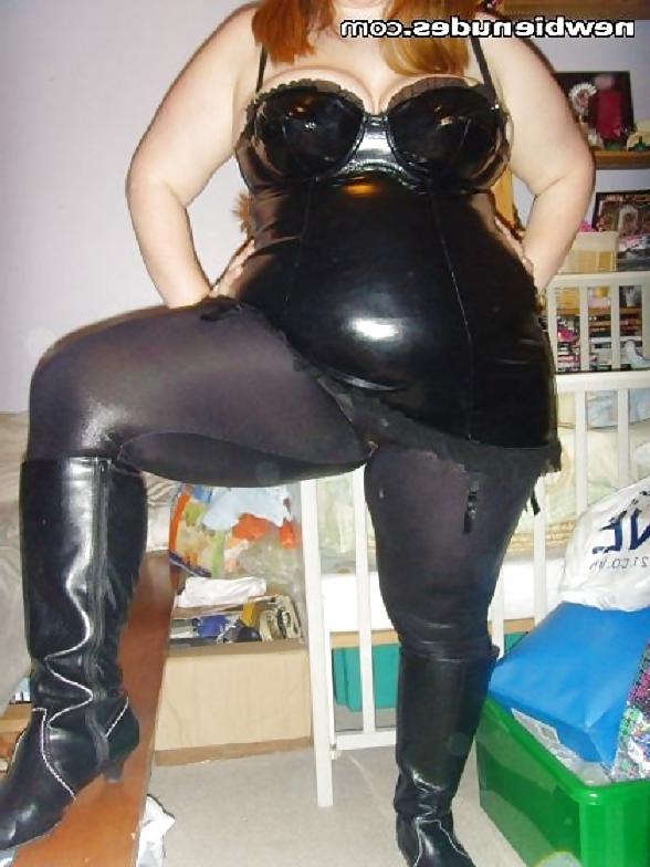 14P BBW mature femdom pvc latex leather strapon 02