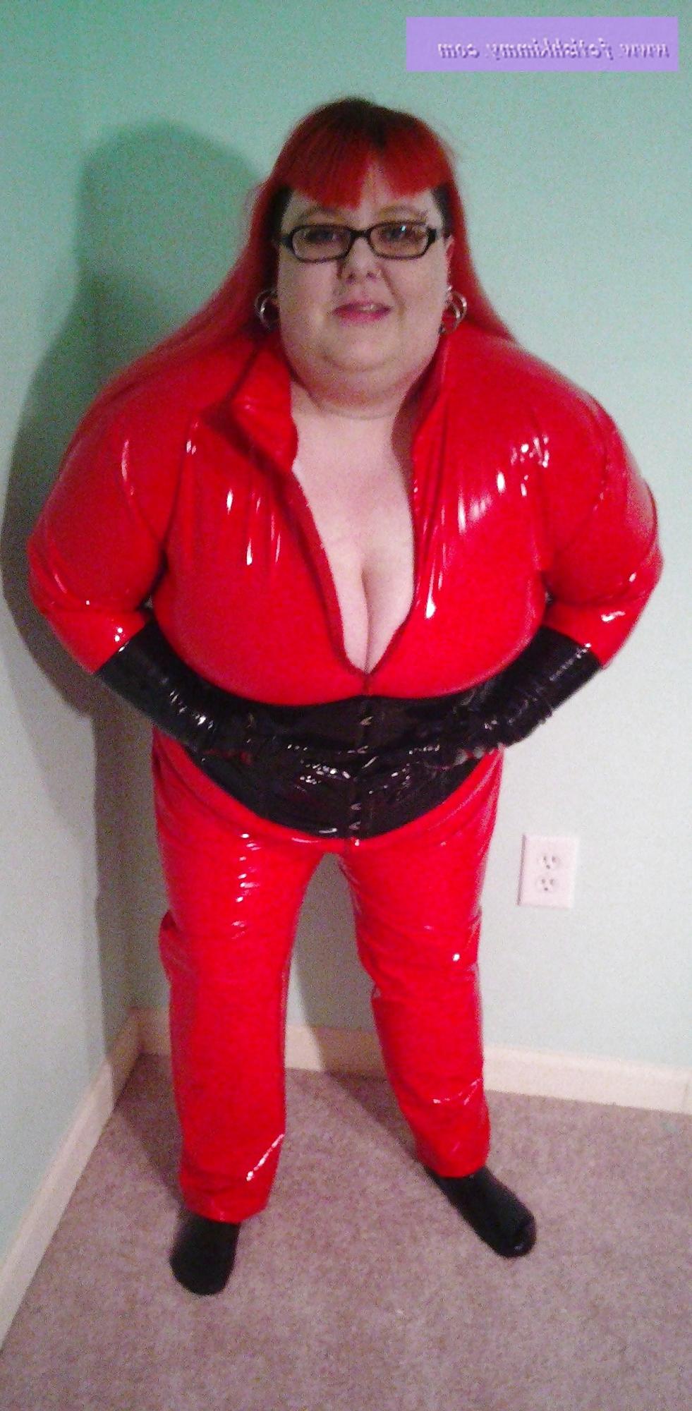 15P BBW mature femdom pvc latex leather strapon 03