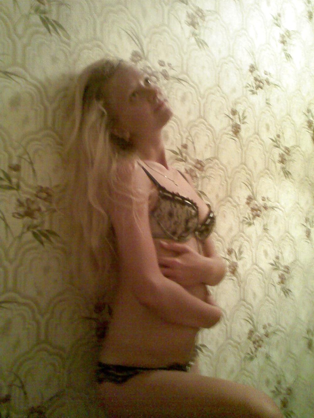 25P Teen teen blonde