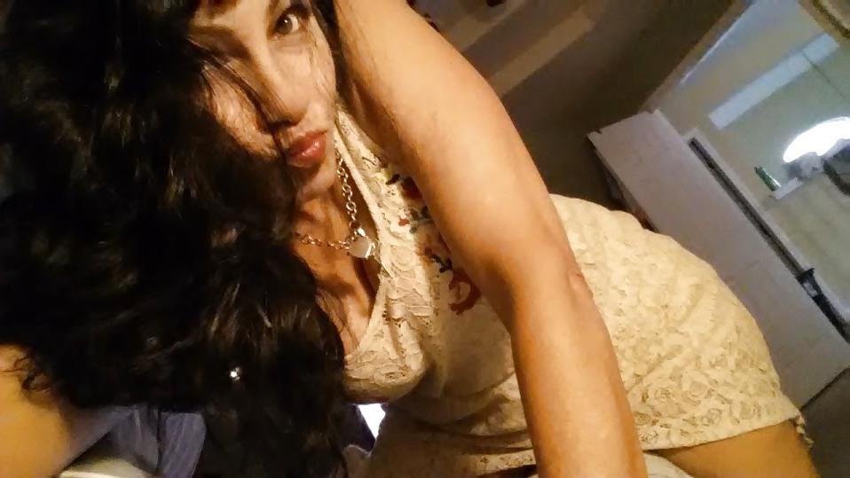 20P MILF-Latina