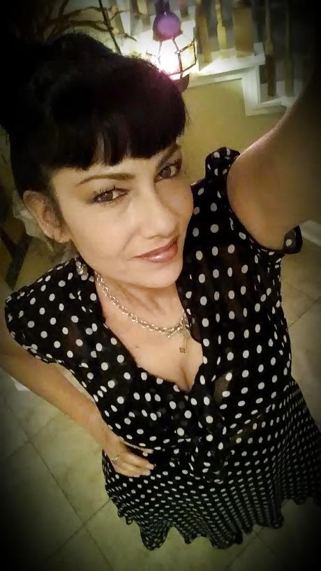 20P MILF-Latina