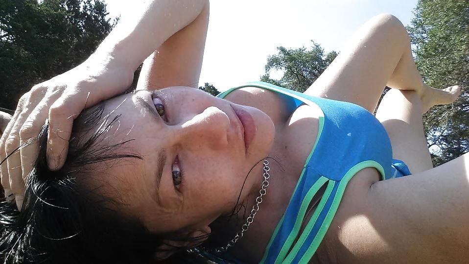 20P MILF-Latina