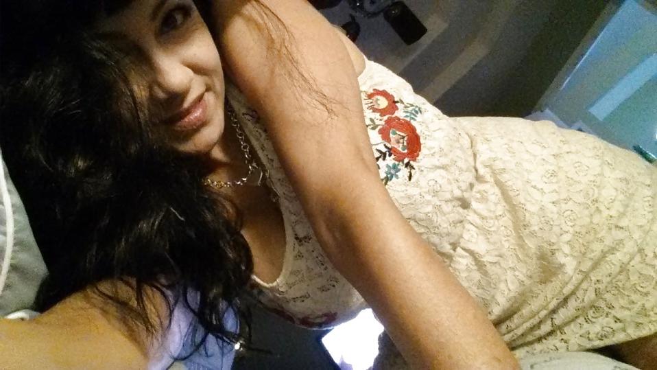 20P MILF-Latina