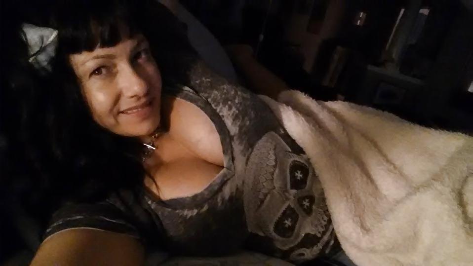 20P MILF-Latina