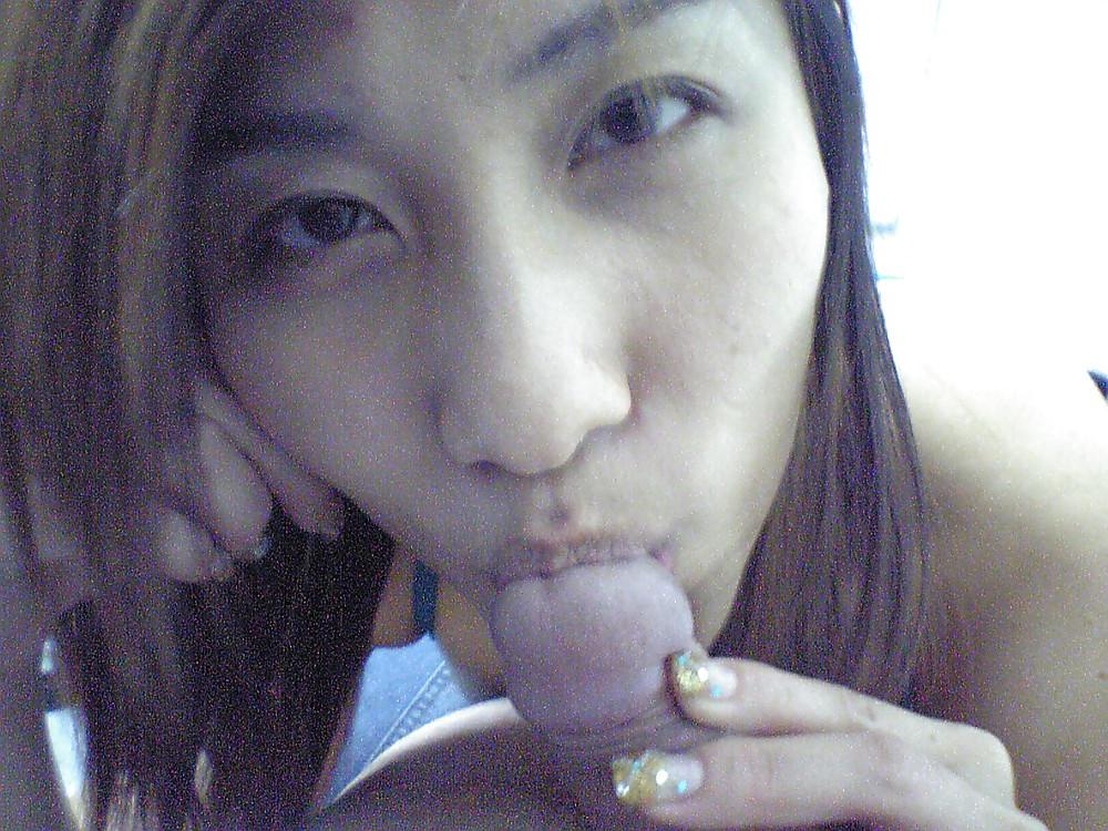 14P Taiwanese school girl 