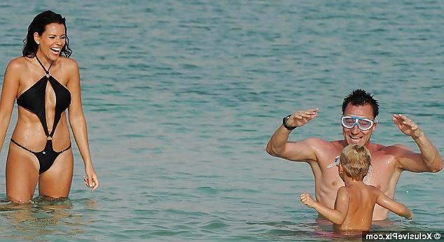 8P John Terry's wife in bikini