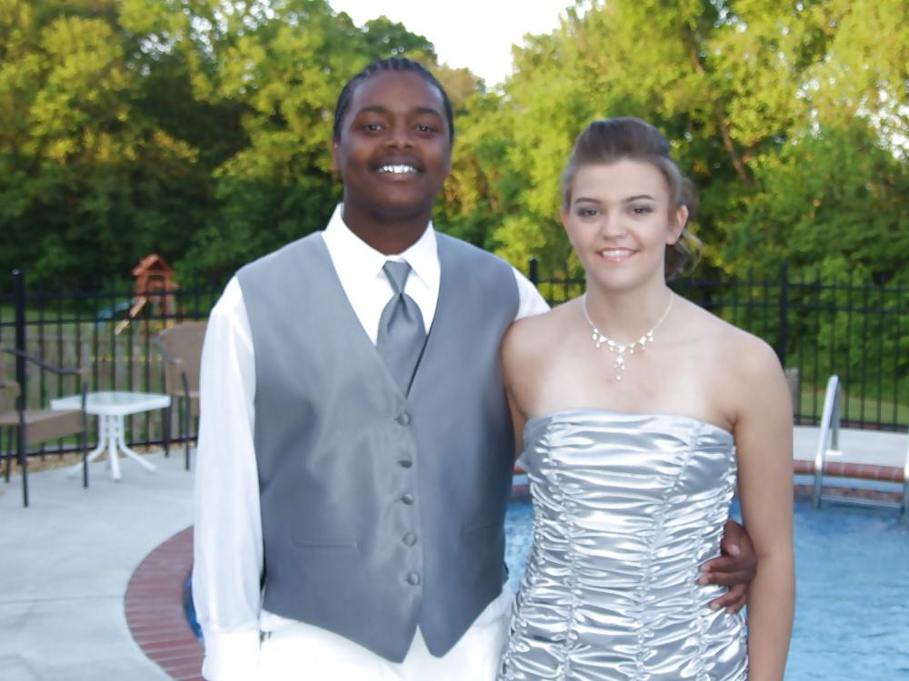 12P Interracial prom pics