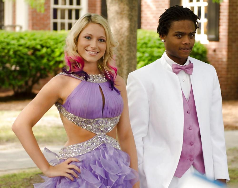 12P Interracial prom pics