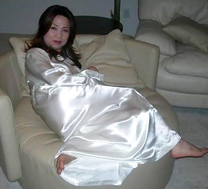 11P Sexy satin