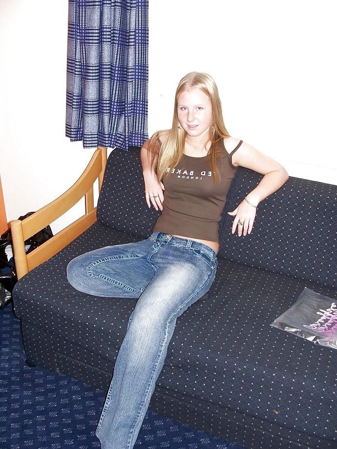25P Someone's  Sweet Blond Teen Girlfriend