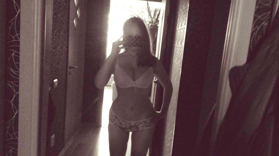 24P Dasha, Russian Teen Girl Selfshots (18+)