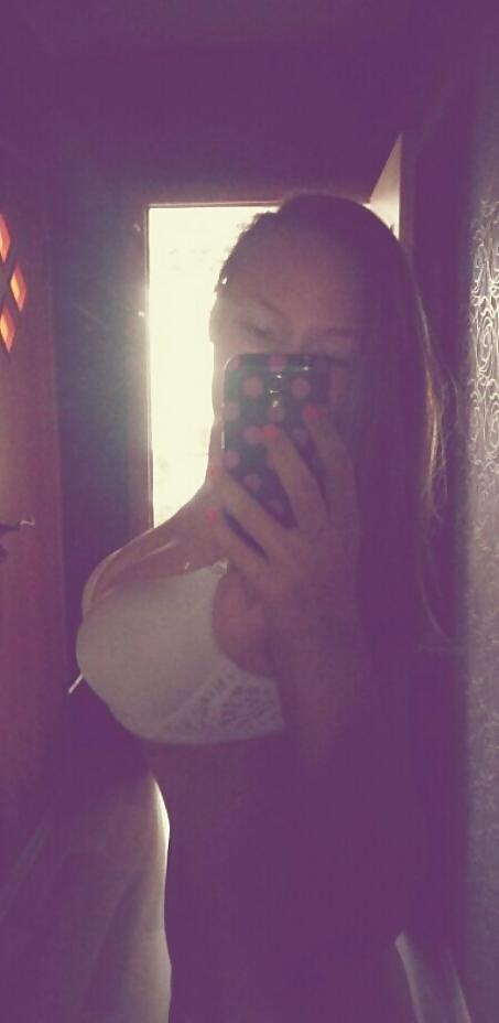 24P Dasha, Russian Teen Girl Selfshots (18+)