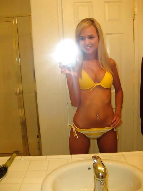 8P Hot Amateur Blond Teen