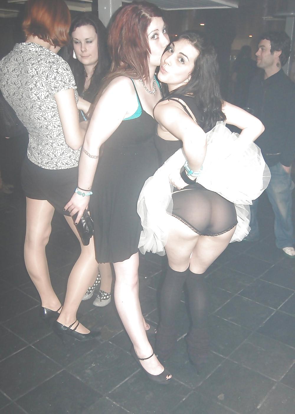 25P Sluts in the Club 4