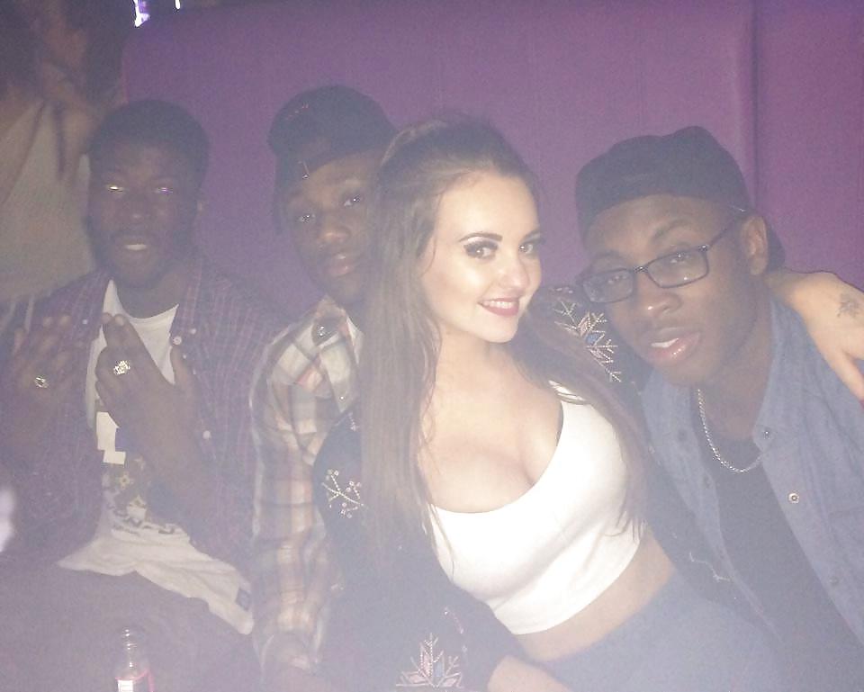 25P Sluts in the Club 4