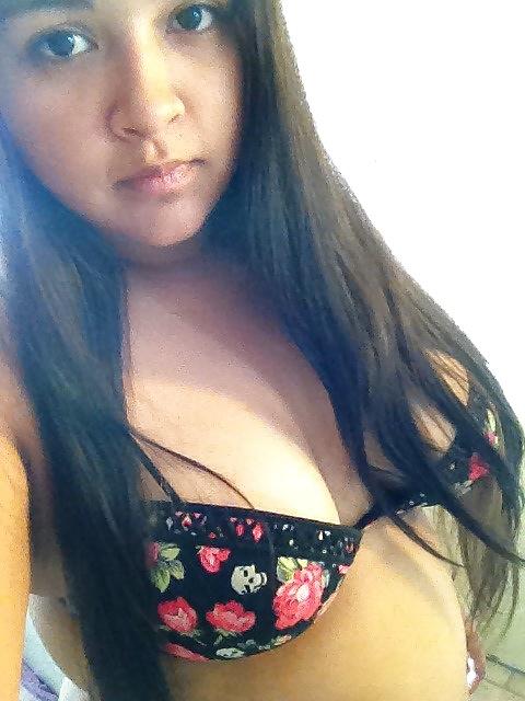 25P Anika 19yr old
